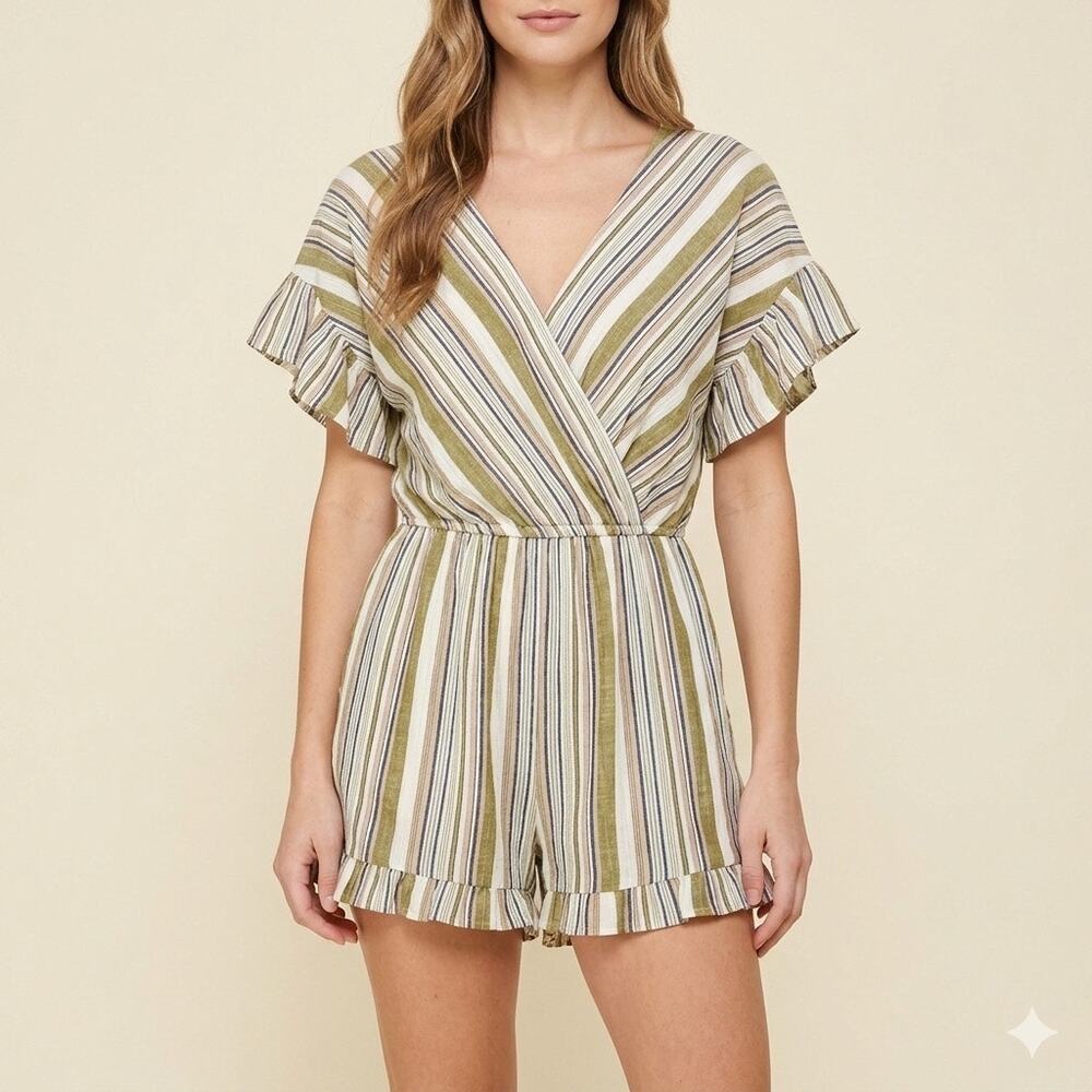 007-Umgee Rayon Shorts Romper Size M / NWT / PTP 22